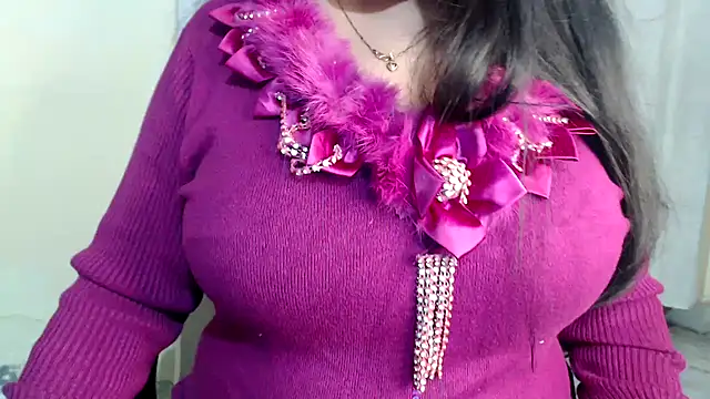 HOT CHILLY online show from February 22, 2025, 6:41 pm