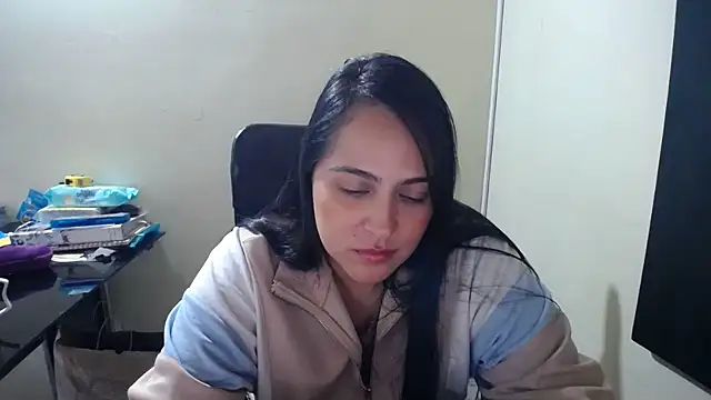 Snapshot of kendall_52 chatting on February 11, 2025, 1:41 pm kendall 52 online show from February 11, 2025, 1:41 pm