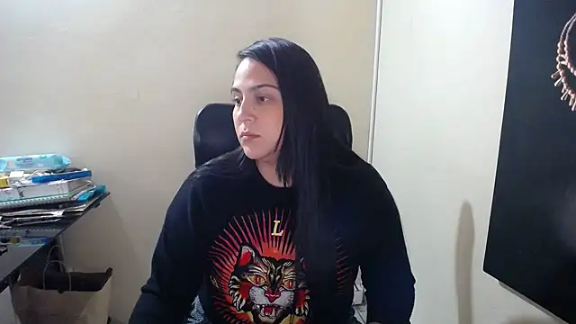 Snapshot of kendall_52 chatting on February 13, 2025, 2:09 pm kendall 52 online show from February 13, 2025, 2:09 pm
