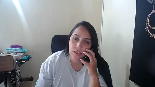 Snapshot of kendall_52 chatting on February 27, 2025, 7:15 pm kendall 52 online show from February 27, 2025, 7:15 pm