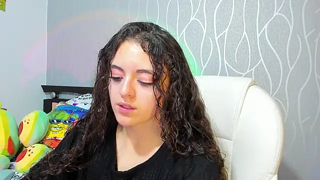 AshleyKim  online show from March 17, 2025, 11:43 pm