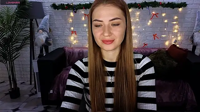 Adelyna Bird online show from December 22, 2024, 7:22 am