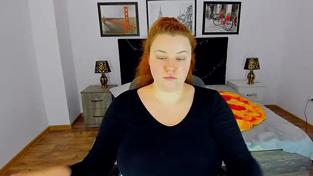 PolinaSalvatore online show from January 19, 2025, 2:17 pm