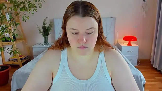 PolinaSalvatore online show from November 7, 2025, 9:53 am