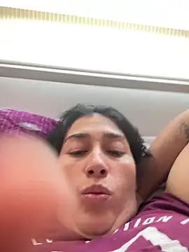 andreaisis2 online show from December 13, 2024, 8:47 pm