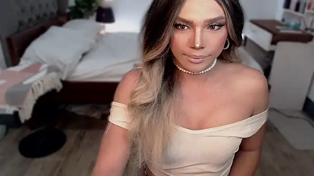 liaa lurrecams online show from October 23, 2025, 12:26 pm