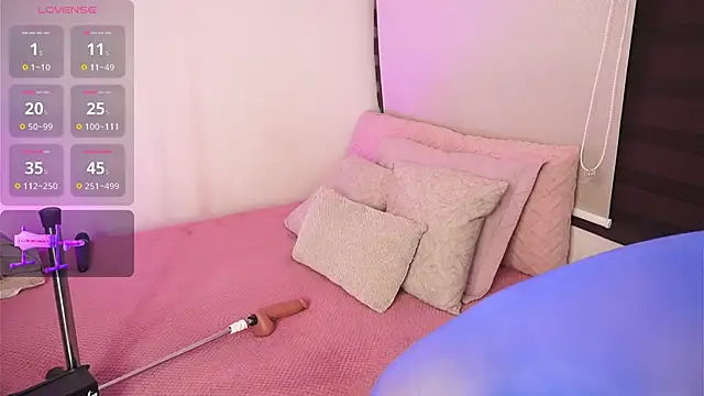 Alexxandra 12 online show from February 25, 2025, 9:42 am