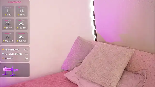 Alexxandra 12 online show from February 25, 2025, 1:17 pm