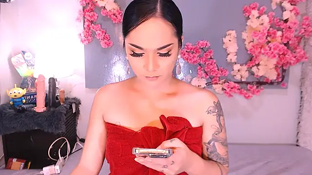 Oriental Tiara online show from October 9, 2025, 2:59 pm