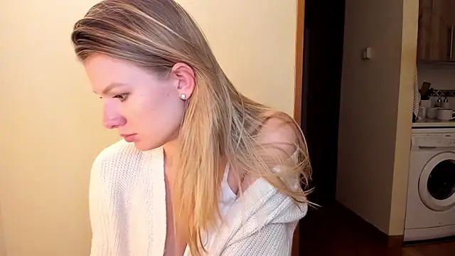 Annloveyou online show from January 6, 2026, 7:50 pm