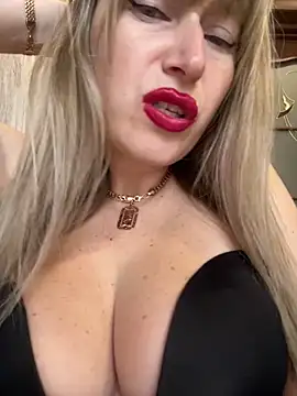 Kittenforyou online show from March 27, 2026, 1:33 pm