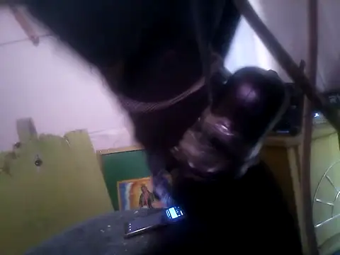 Wero4200 online show from October 15, 2025, 5:46 pm