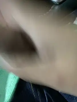 Sendnud3s69696 online show from September 30, 2025, 9:53 pm