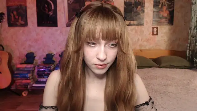 Friendly Ellie online show from February 15, 2026, 12:18 am