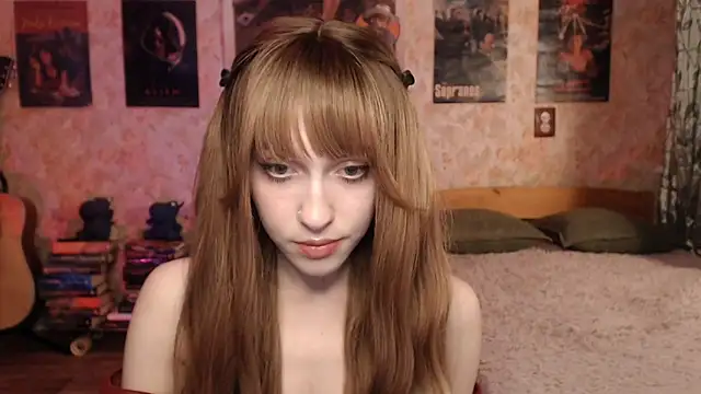 Friendly Ellie online show from March 17, 2026, 11:19 pm