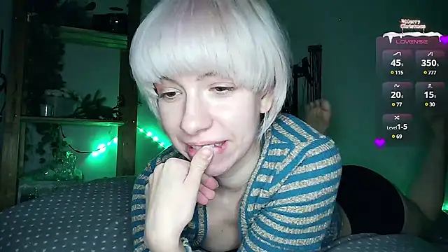 Snapshot of cruellagoth666 chatting on December 30, 2024, 1:26 am cruellagoth666 online show from December 30, 2024, 1:26 am