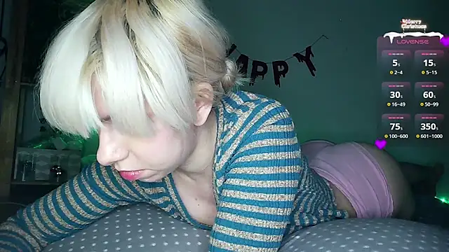 Snapshot of cruellagoth666 chatting on January 23, 2025, 4:37 pm cruellagoth666 online show from January 23, 2025, 4:37 pm