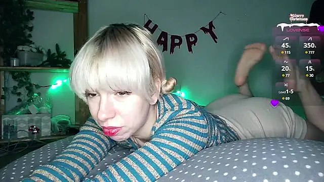 Snapshot of cruellagoth666 chatting on February 2, 2025, 1:52 pm cruellagoth666 online show from February 2, 2025, 1:52 pm