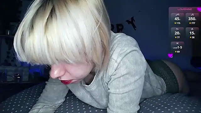 Snapshot of cruellagoth666 chatting on February 11, 2025, 6:33 pm cruellagoth666 online show from February 11, 2025, 6:33 pm