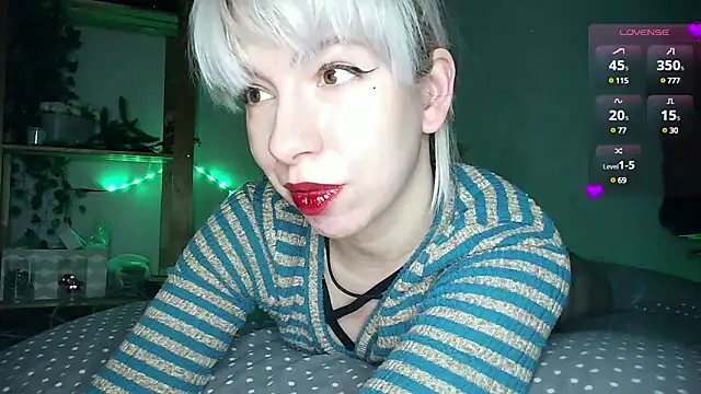 Snapshot of cruellagoth666 chatting on February 17, 2025, 3:20 pm cruellagoth666 online show from February 17, 2025, 3:20 pm