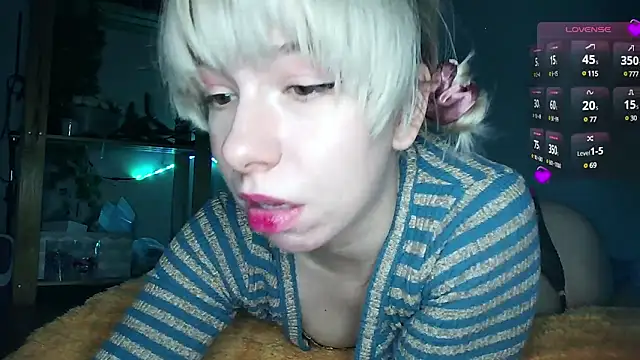 Snapshot of cruellagoth666 chatting on March 10, 2025, 9:40 pm cruellagoth666 online show from March 10, 2025, 9:40 pm