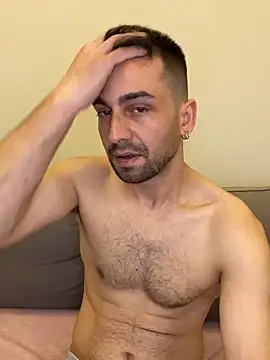 Emre-34 online show from April 22, 2026, 8:54 pm