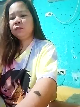 yummyclits4uxxx online show from February 12, 2025, 11:20 pm