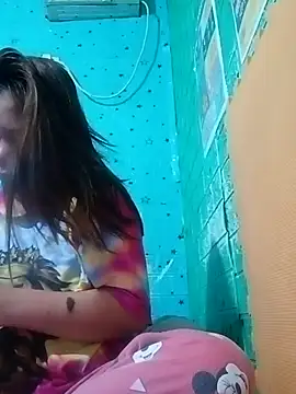 yummyclits4uxxx online show from February 18, 2025, 11:30 pm