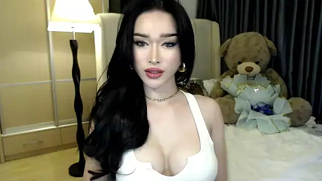 KeenMazikeen69 online show from September 27, 2025, 3:28 pm