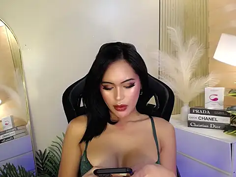 HeavenlyStar online show from January 26, 2025, 8:45 pm