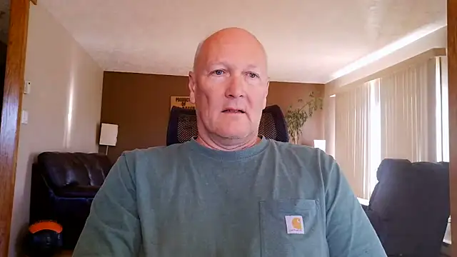 Snapshot of BasicAnt chatting on June 10, 2026, 2:05 pm BasicAnt online show from June 10, 2026, 2:05 pm