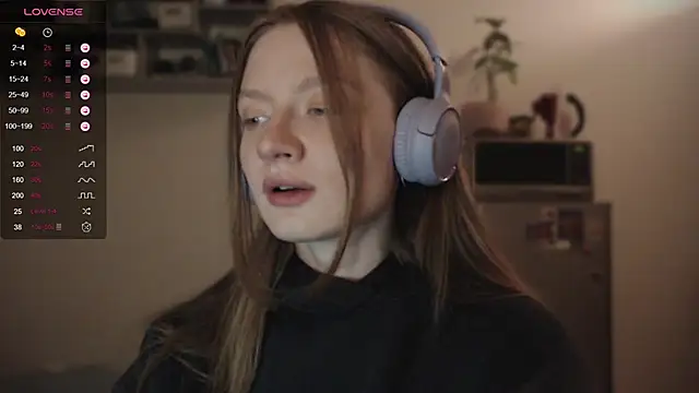 mollytuck online show from December 15, 2024, 2:48 pm