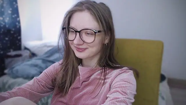 mollytuck online show from February 8, 2025, 9:24 am