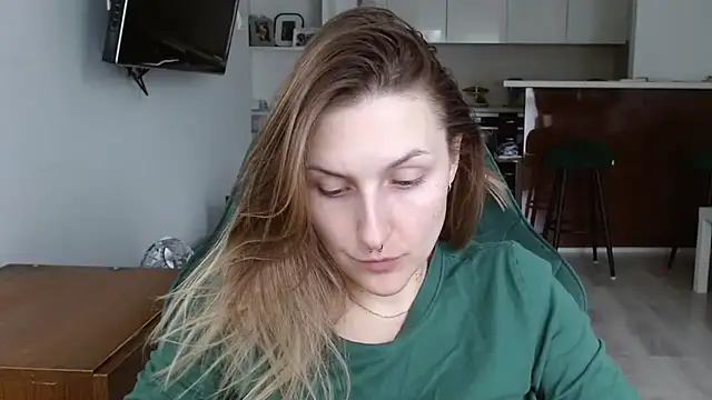 illusorycat online show from October 5, 2025, 11:52 am