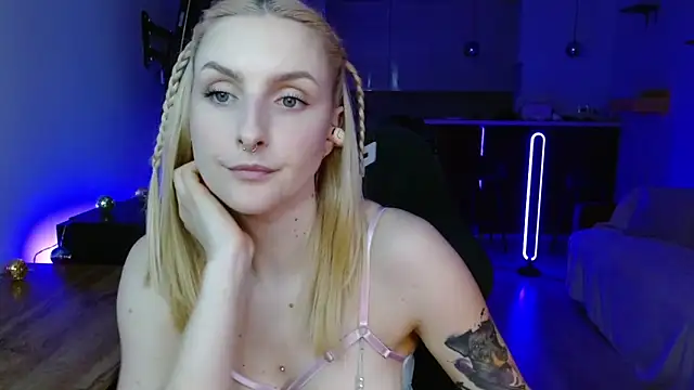 illusorycat online show from March 13, 2026, 1:29 pm