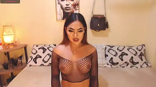 Snapshot of XQueenseductionX69 chatting on December 16, 2024, 12:26 am XQueenseductionX69 online show from December 16, 2024, 12:26 am