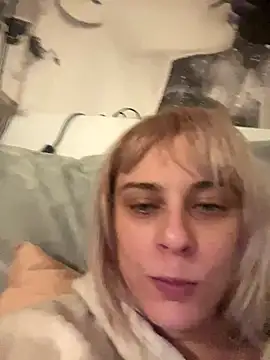 MarikaWild93 online show from December 6, 2024, 10:19 pm