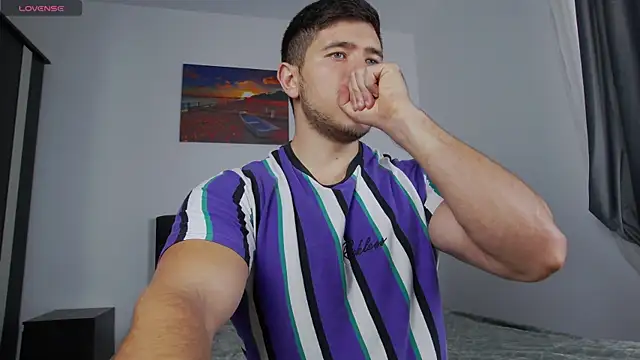 Arilas  online show from November 4, 2025, 7:29 am