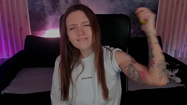 JennyDens online show from January 10, 2025, 3:39 am