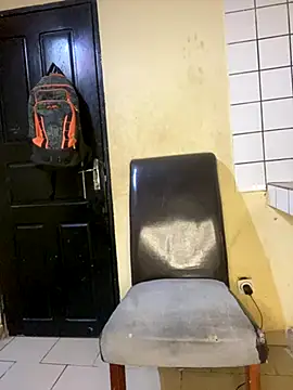 Snapshot of vannycov chatting on November 22, 2025, 9:47 pm vannycov online show from November 22, 2025, 9:47 pm