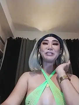 JustForCassie online show from October 19, 2025, 8:04 am