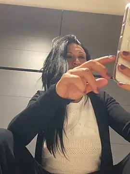 Luna-77 online show from February 9, 2026, 2:59 am