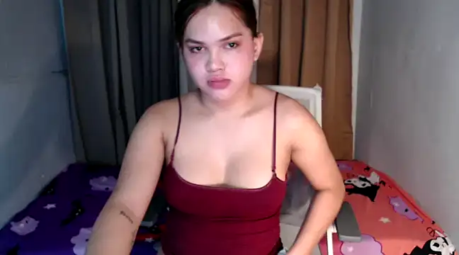 sweet prettygirl online show from December 11, 2024, 7:25 pm