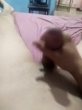 Snapshot of Emanuel45js chatting on February 17, 2025, 6:26 pm Emanuel45js online show from February 17, 2025, 6:26 pm