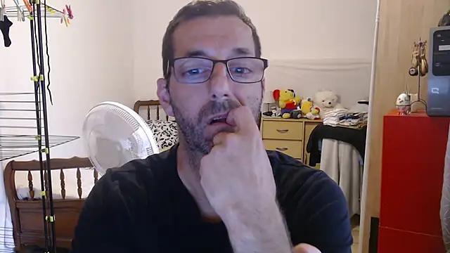 steph19x5 online show from September 11, 2025, 4:18 pm