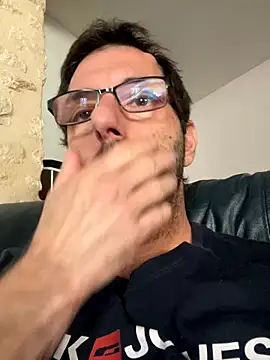 steph19x5 online show from November 27, 2025, 9:11 am