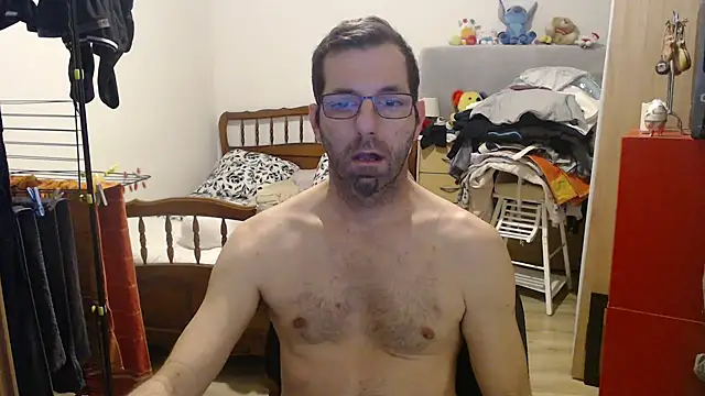 Snapshot of steph19x5 chatting on January 15, 2026, 6:51 am steph19x5 online show from January 15, 2026, 6:51 am