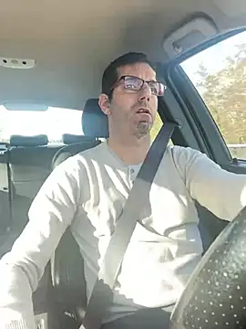 Snapshot of steph19x5 chatting on January 18, 2026, 1:37 pm steph19x5 online show from January 18, 2026, 1:37 pm