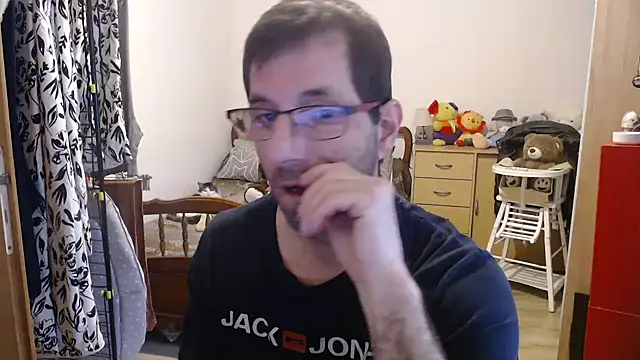 Snapshot of steph19x5 chatting on February 4, 2026, 2:34 pm steph19x5 online show from February 4, 2026, 2:34 pm