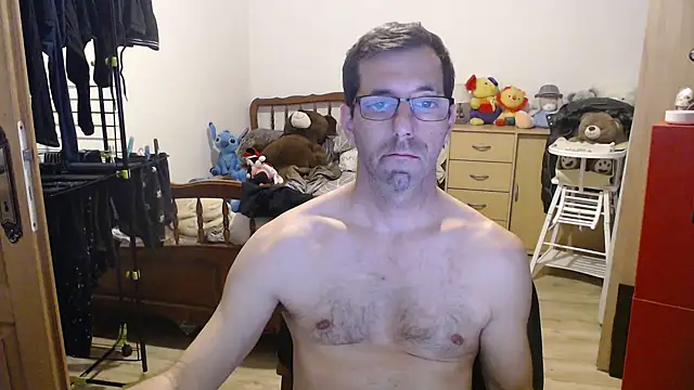 Snapshot of steph19x5 chatting on February 7, 2026, 8:34 pm steph19x5 online show from February 7, 2026, 8:34 pm